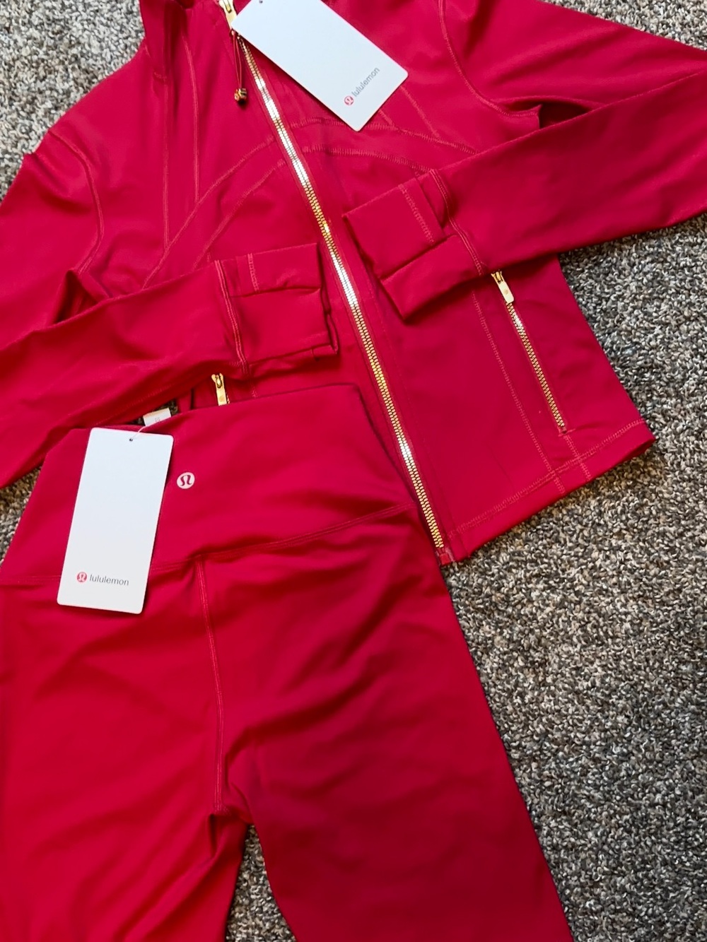 lululemon Cropped Jacket & SHORTS Set with Gold Zipper Size 4 - Picture 2 of 7